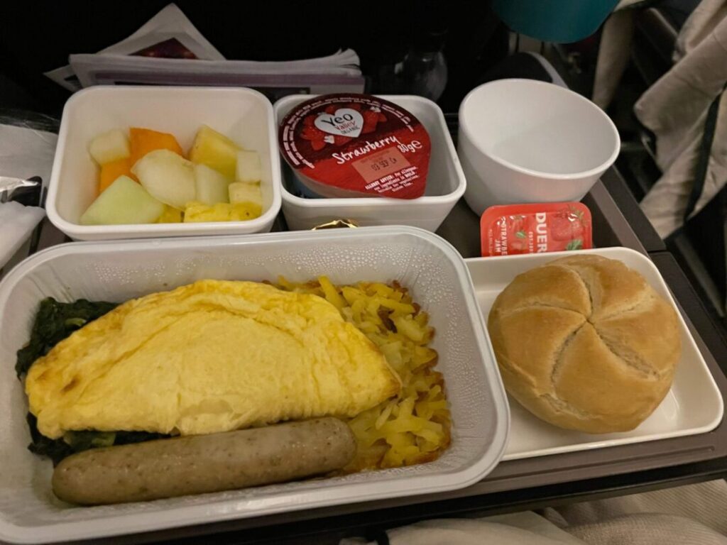 キャセイパシフィック航空の機内食(洋食)