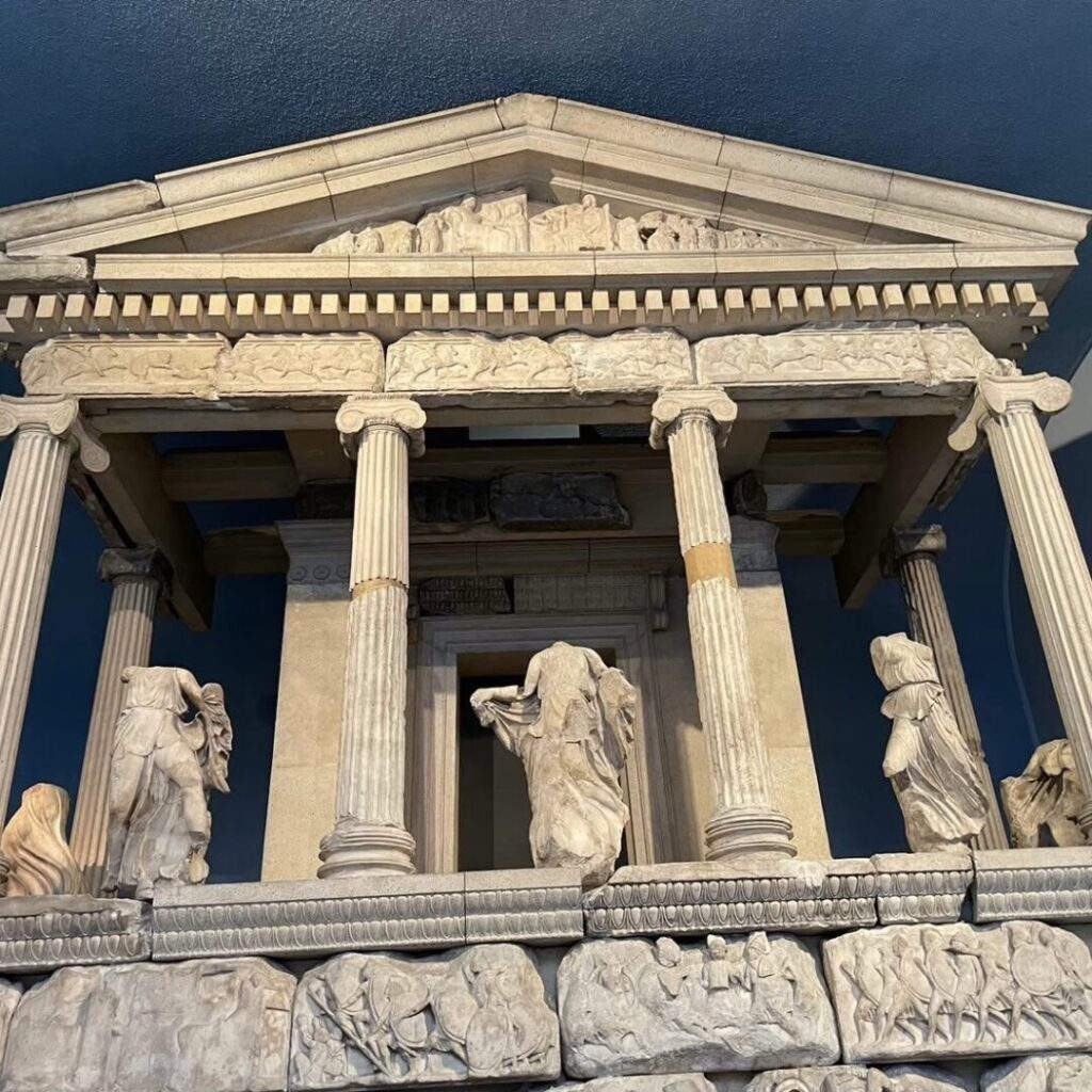 大英博物館ギリシャ3体の彫刻