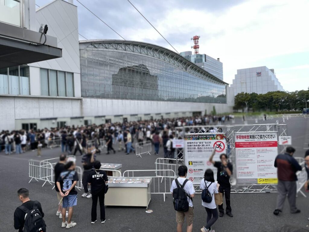 TGS 2025 東京ゲームショウ / 入場待ちの待機列